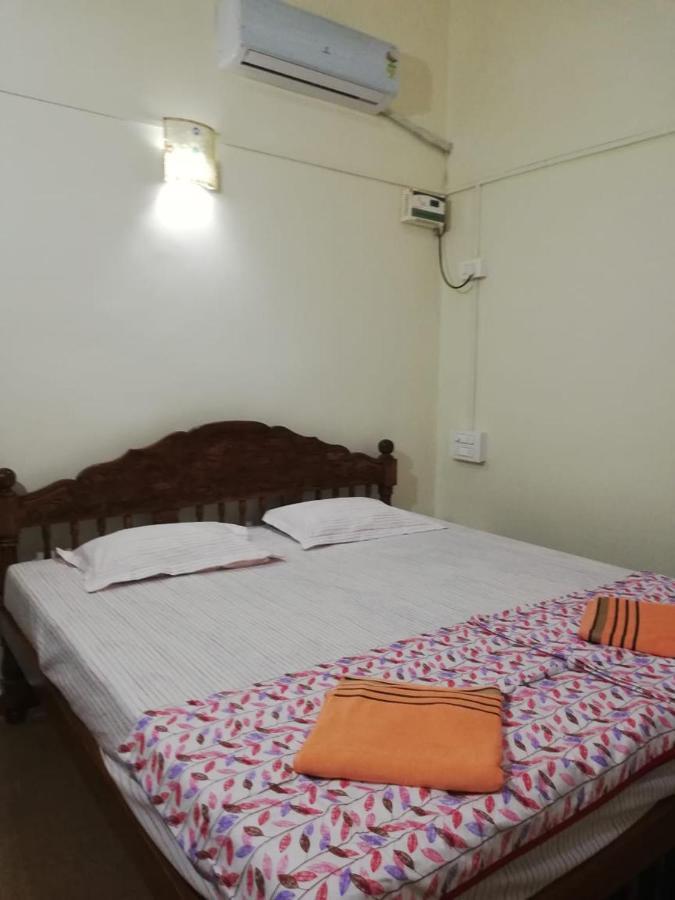 Martinet Vagator Guest House Esterno foto